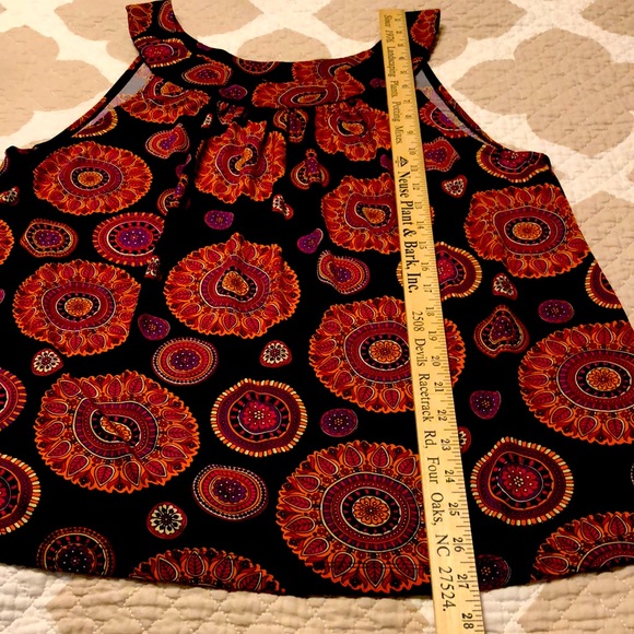 New Direction Sleeveless Bold print Top - Size PXL - Picture 5 of 5